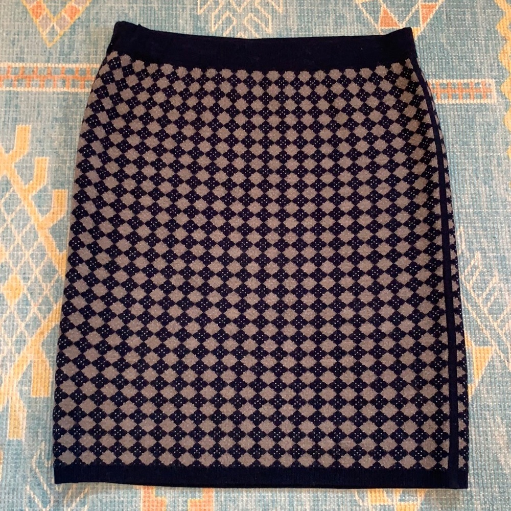 Club Monaco knit mini skirt